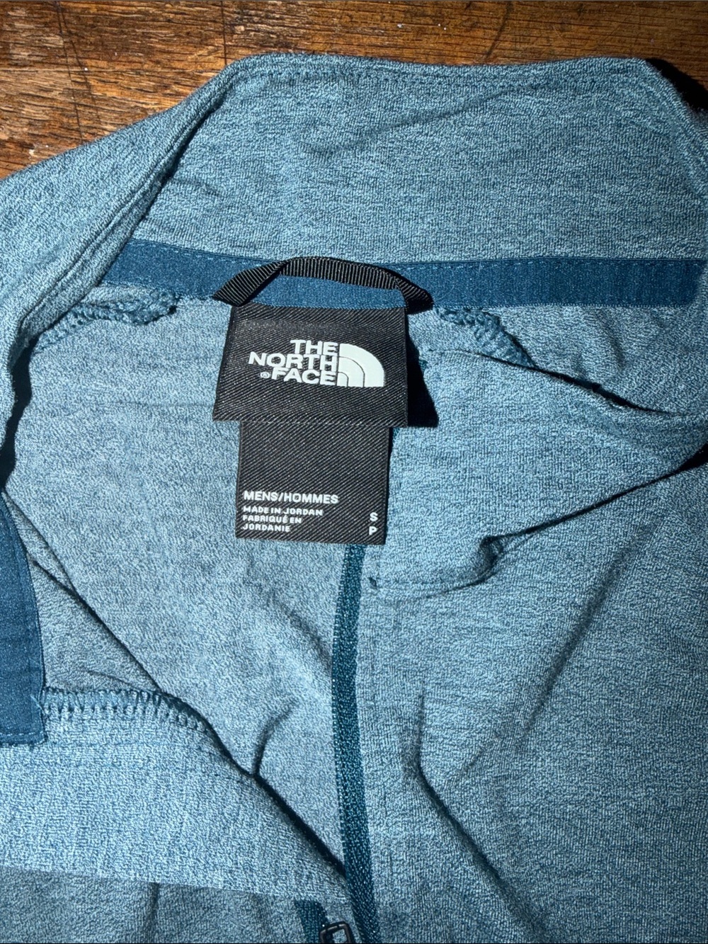 3/$15. Men’s NorthFace shirt S - Picture 3 of 4